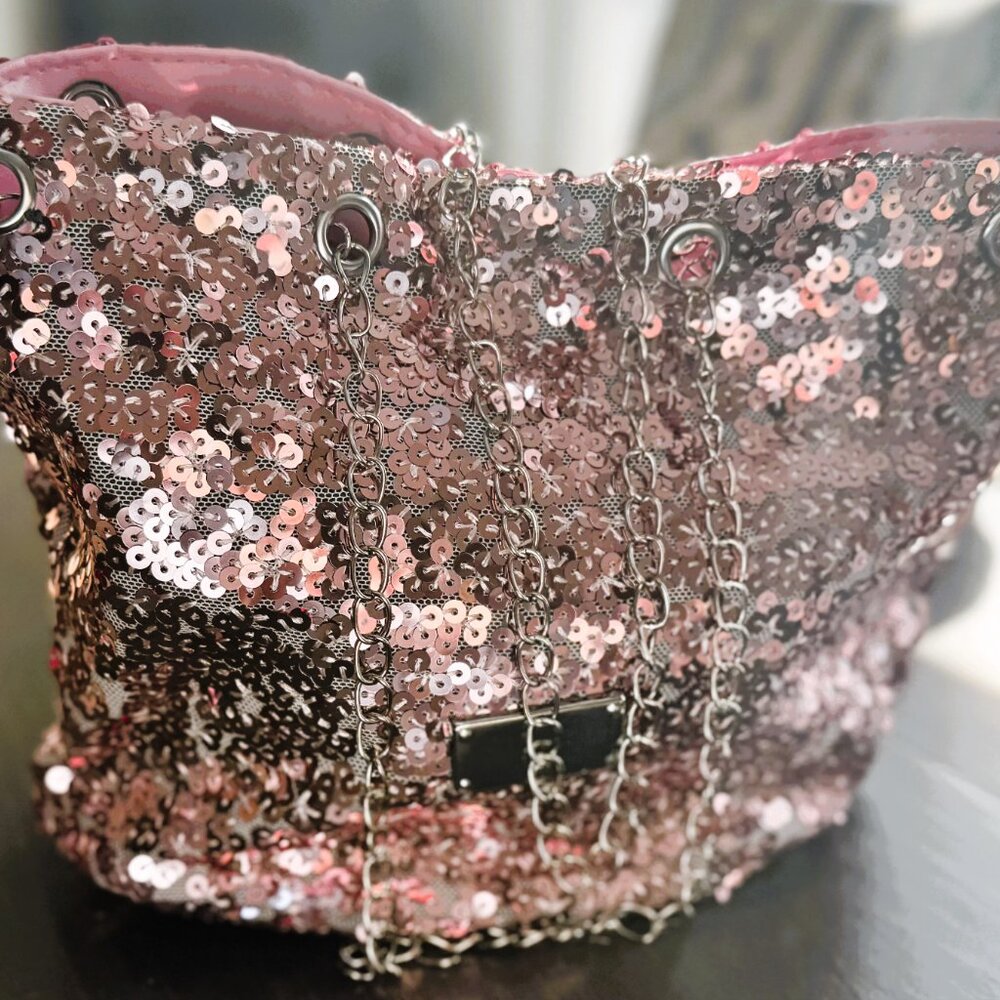 Sparkly Pink Sequined Bag